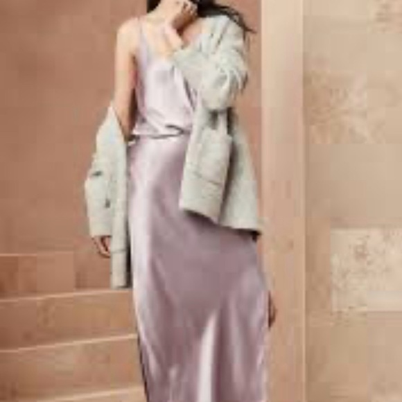 Banana Republic Bias Maxi Slip w/Slit Silk Charmeuse - Picture 3 of 9